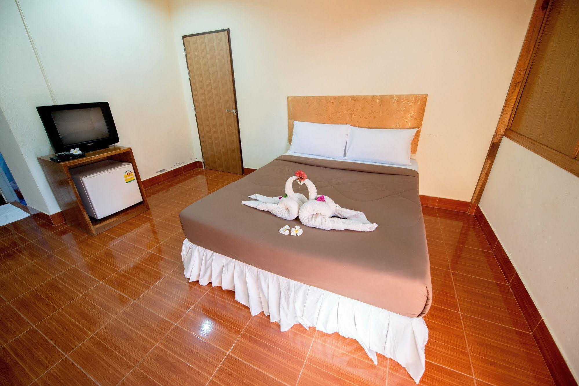 Poonsap Resort Ko Lanta Exteriör bild