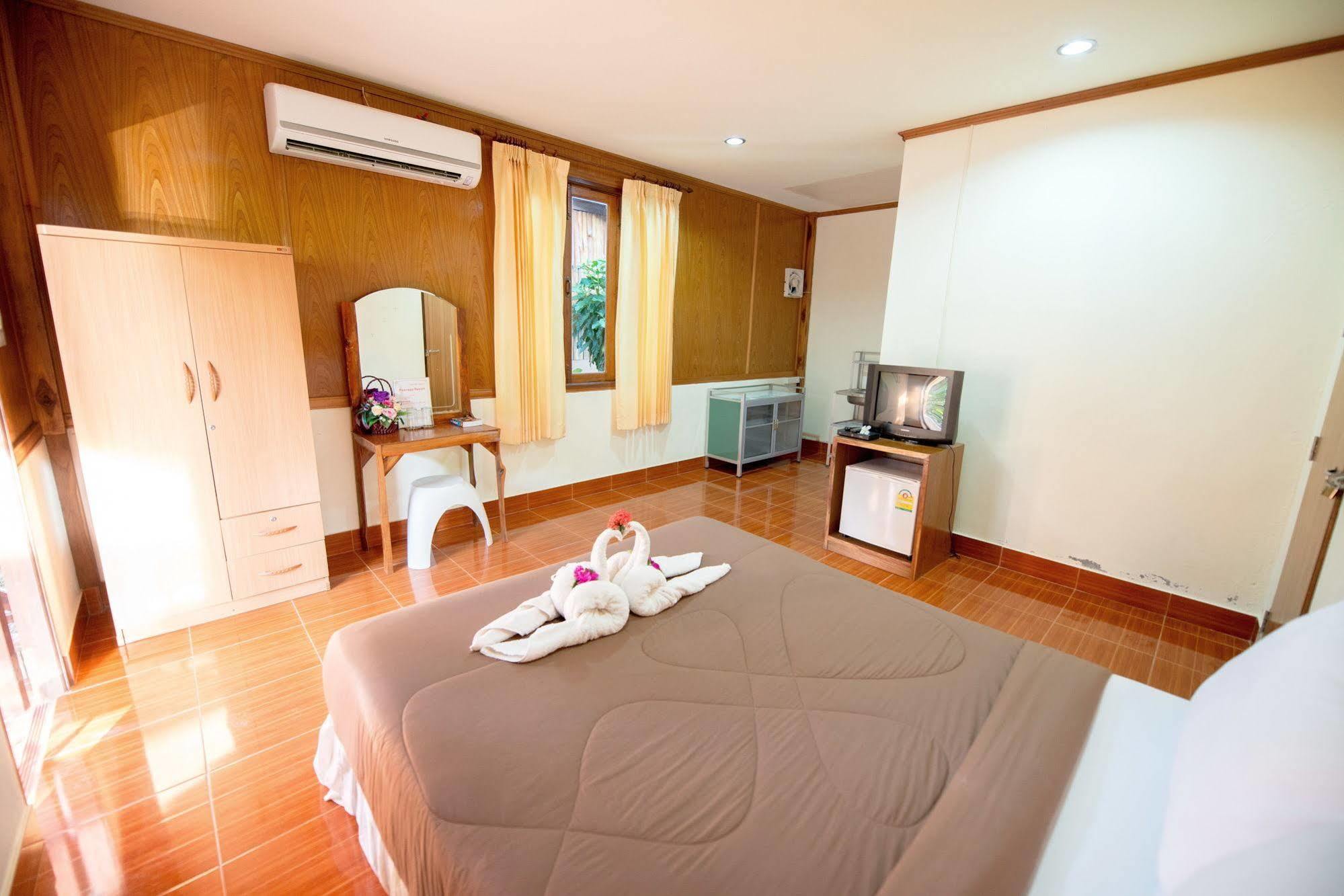 Poonsap Resort Ko Lanta Exteriör bild
