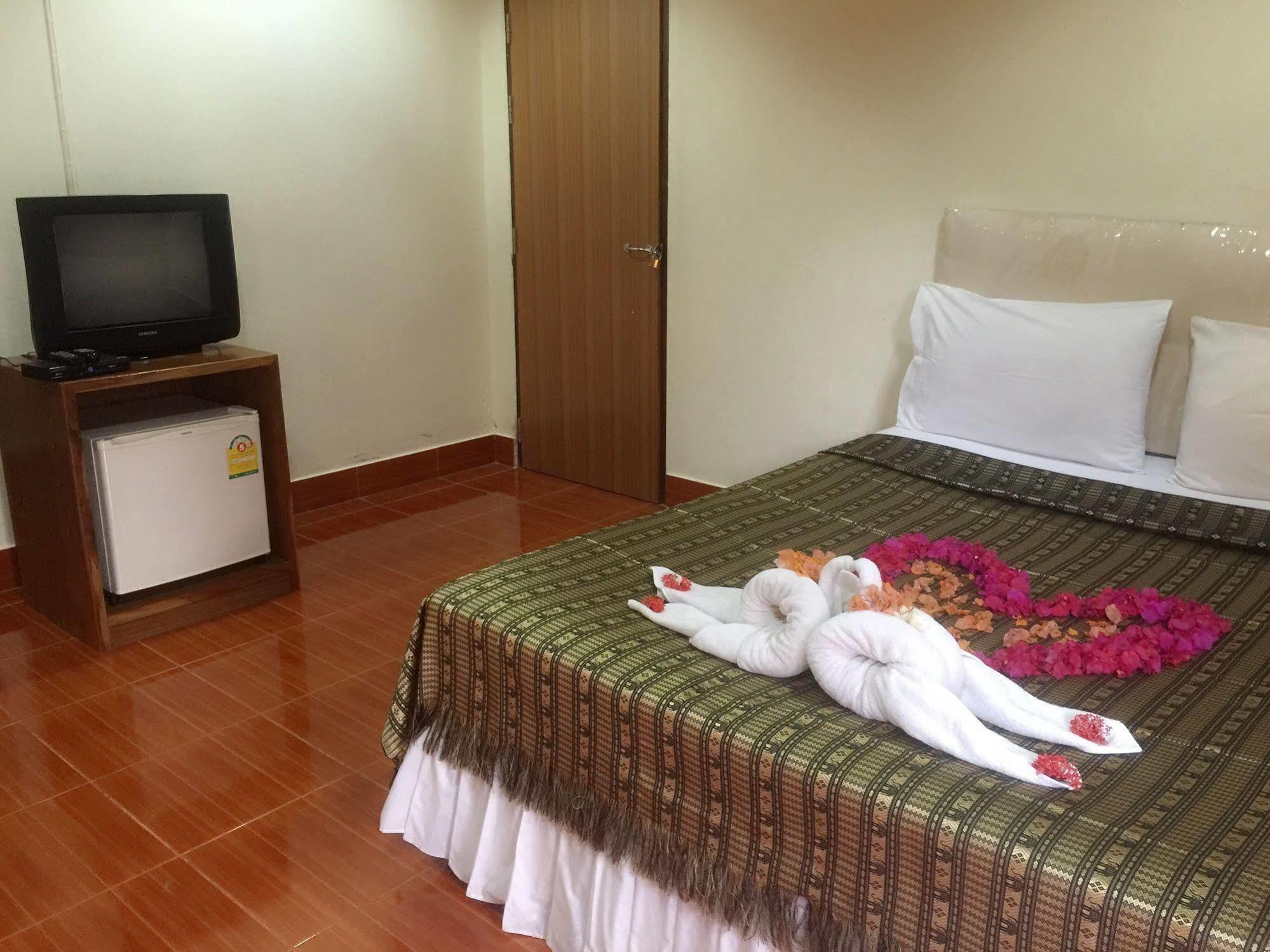 Poonsap Resort Ko Lanta Exteriör bild