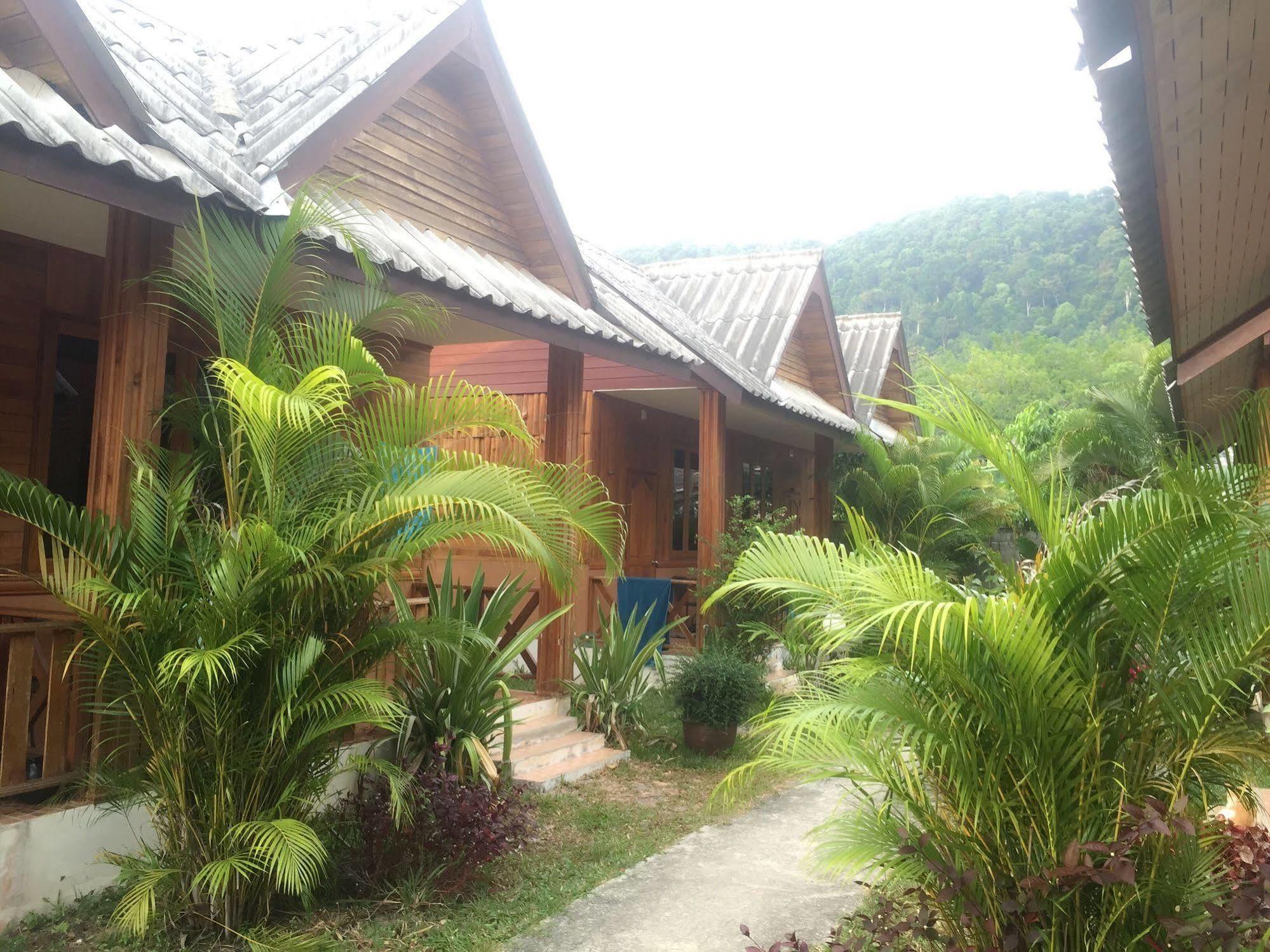 Poonsap Resort Ko Lanta Exteriör bild