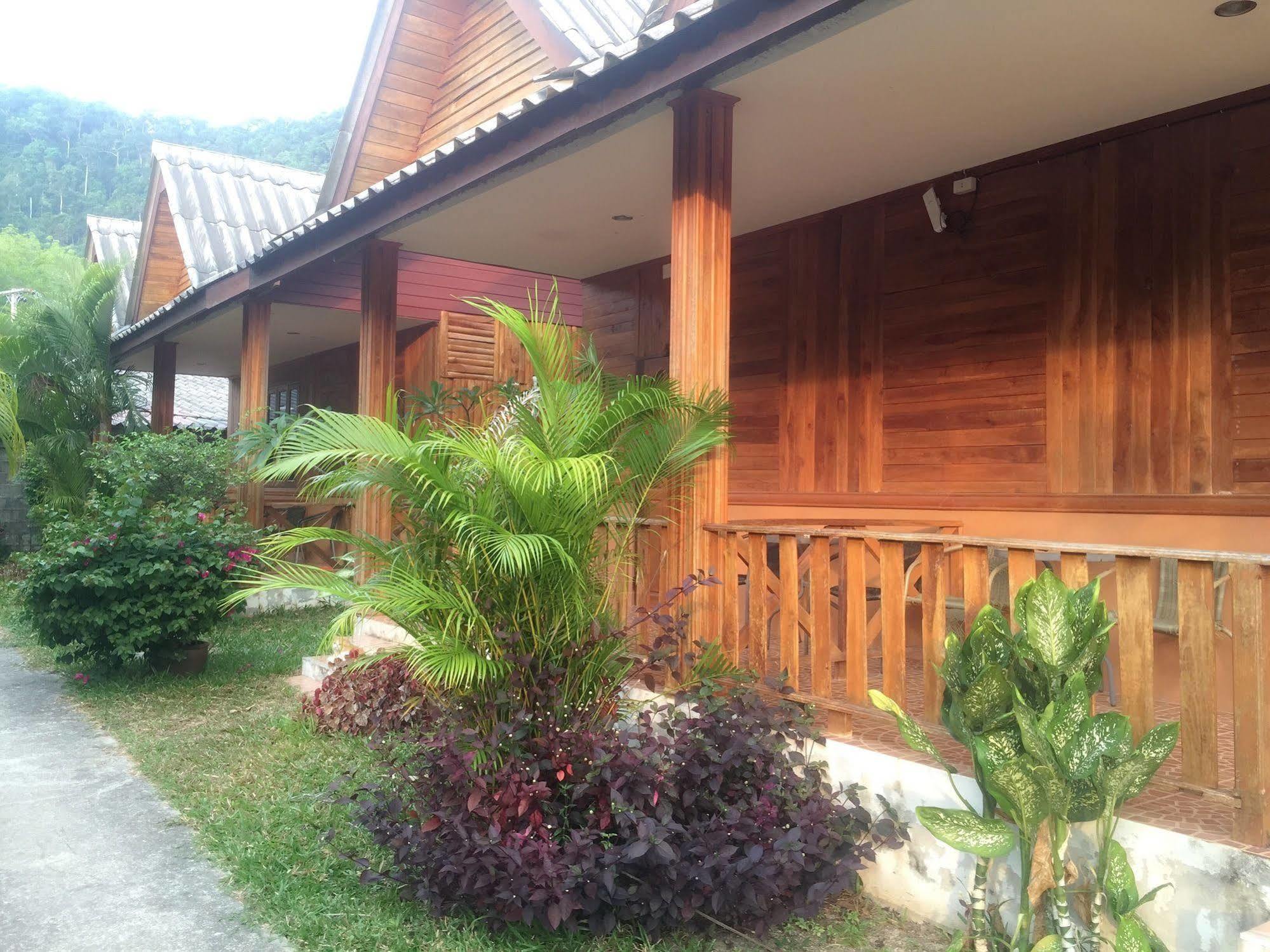 Poonsap Resort Ko Lanta Exteriör bild